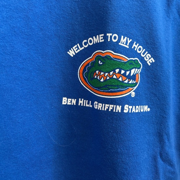 University of Florida crop top. Two sided. Size medium. So cute. - Picture 4 of 9